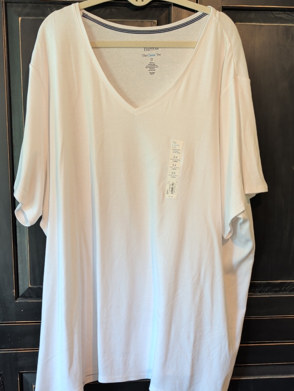 Croft And BArrow Women's V-Neck Tee - White NWT
